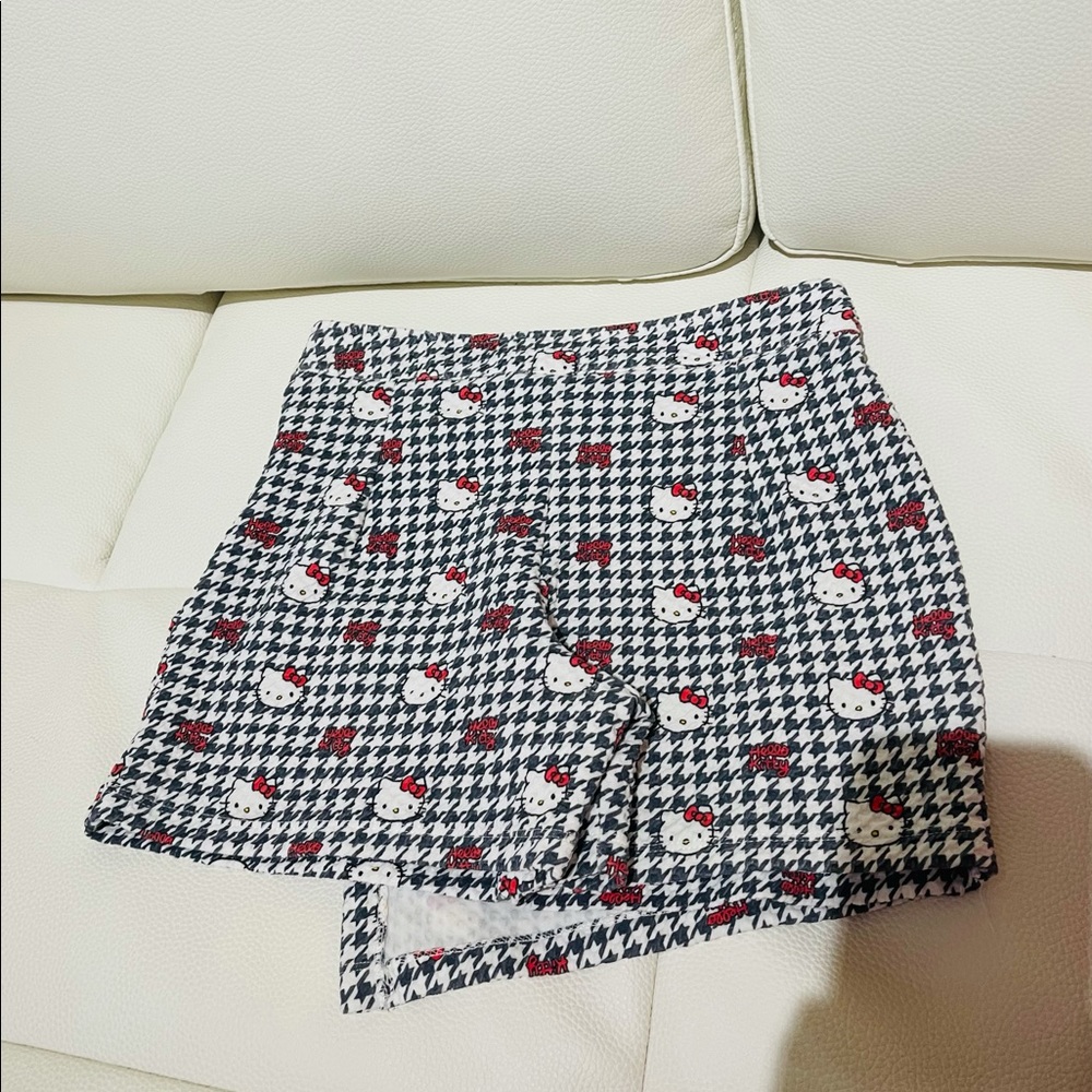 Hellokitty Skirt - image 5